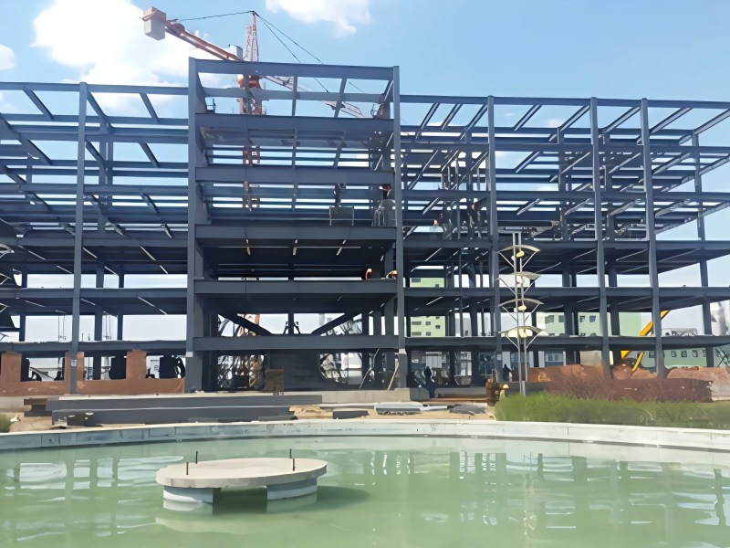 Characteristics and performance of steel structures